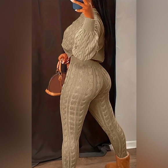 2pc Solid Knitted Set - Picture 4 of 6